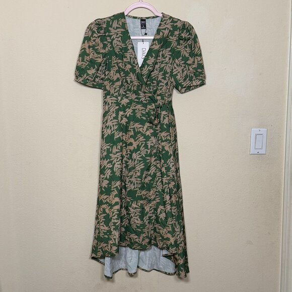 Dazy Dresses & Skirts - Dazy Maxi dress print green - new with tag XS